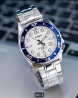 שעון CASIO MTD-135D-7AVPF לגבר כסוף עם לוח לבן ובזל כחול