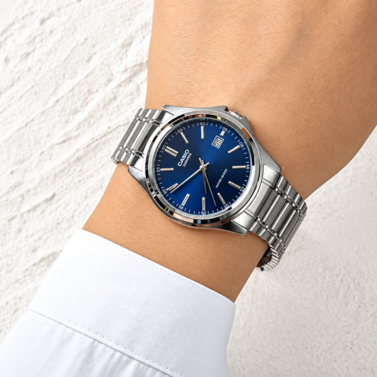 שעון יד לגבר Casio MTP-1183A-2A – כסוף עם לוח כחול